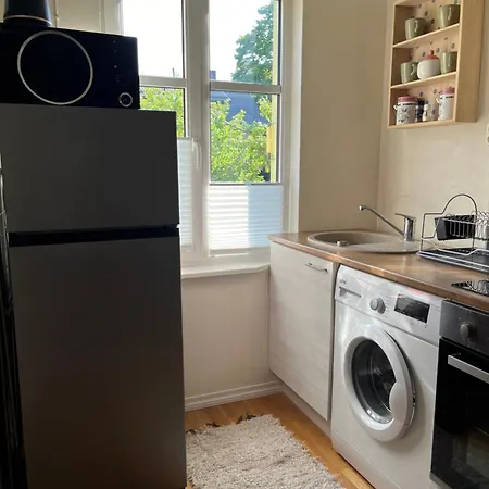 Quiet And Comfortable Center Apartment
